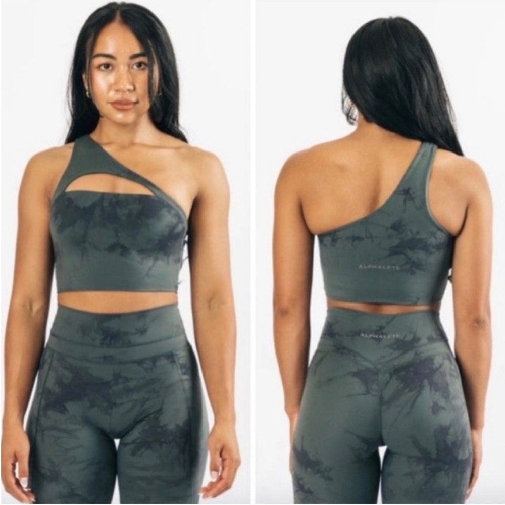 Alphalete short set